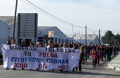 17-09-30 ManifaMaderasIglesiasPorrinho01.JPG